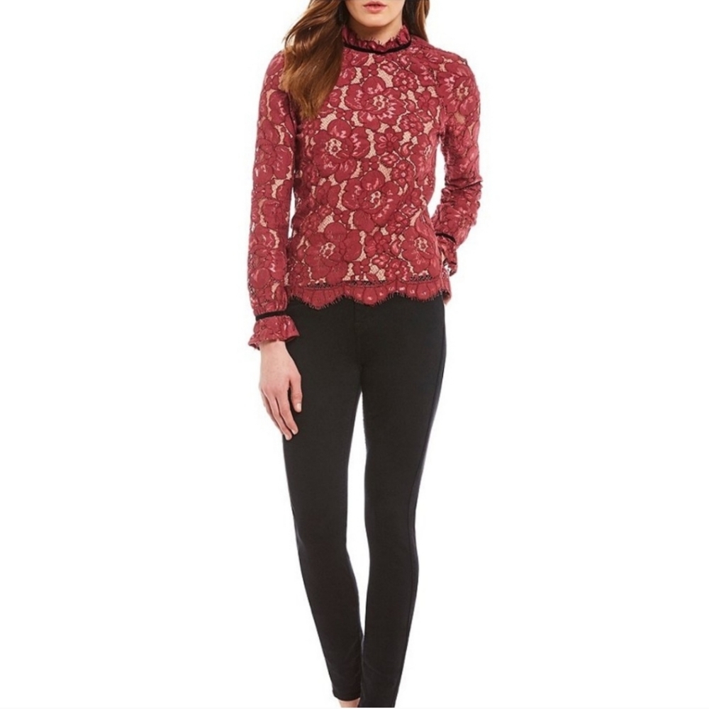 WAYF Lace Blouse Small